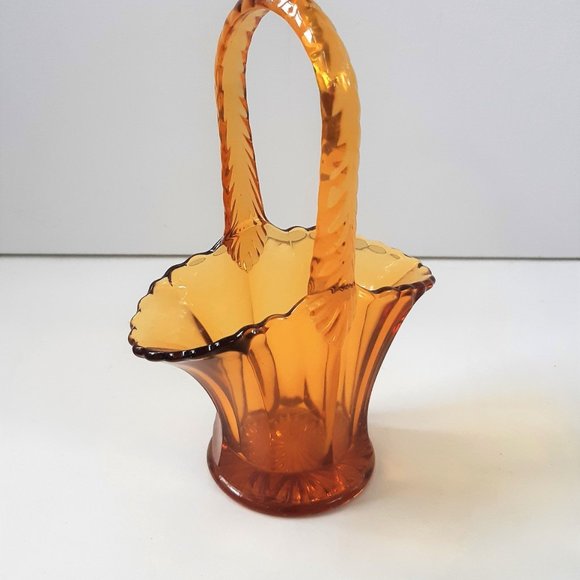 VTG Amber Depresion Glass Bridal Basket Vase Paneled Scalloped Edge 30s Art Deco - Picture 2 of 10